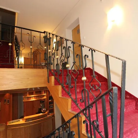 Stylish And Cozy At The Entrance To The Otztal Appartamento *